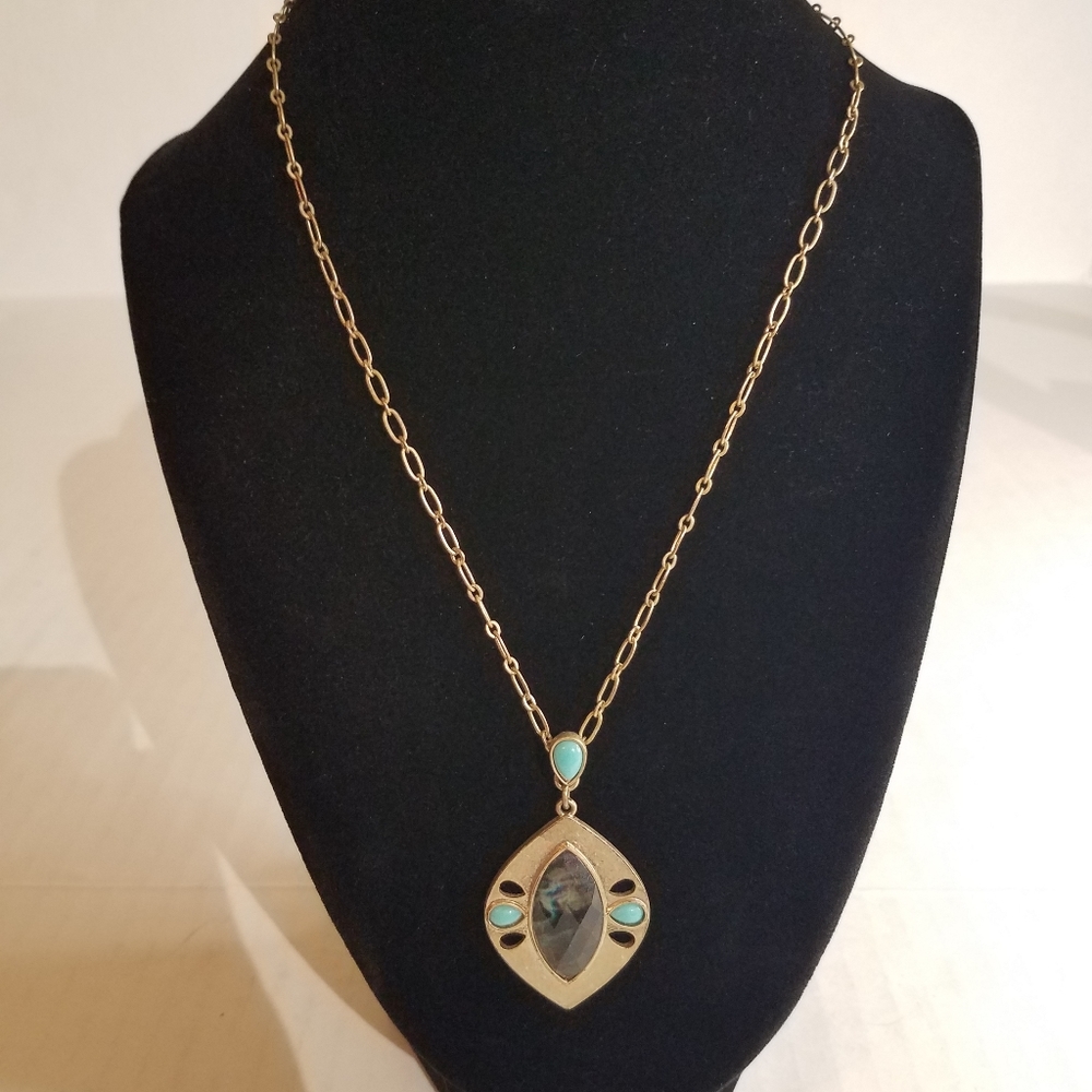 5x necklace  4r5